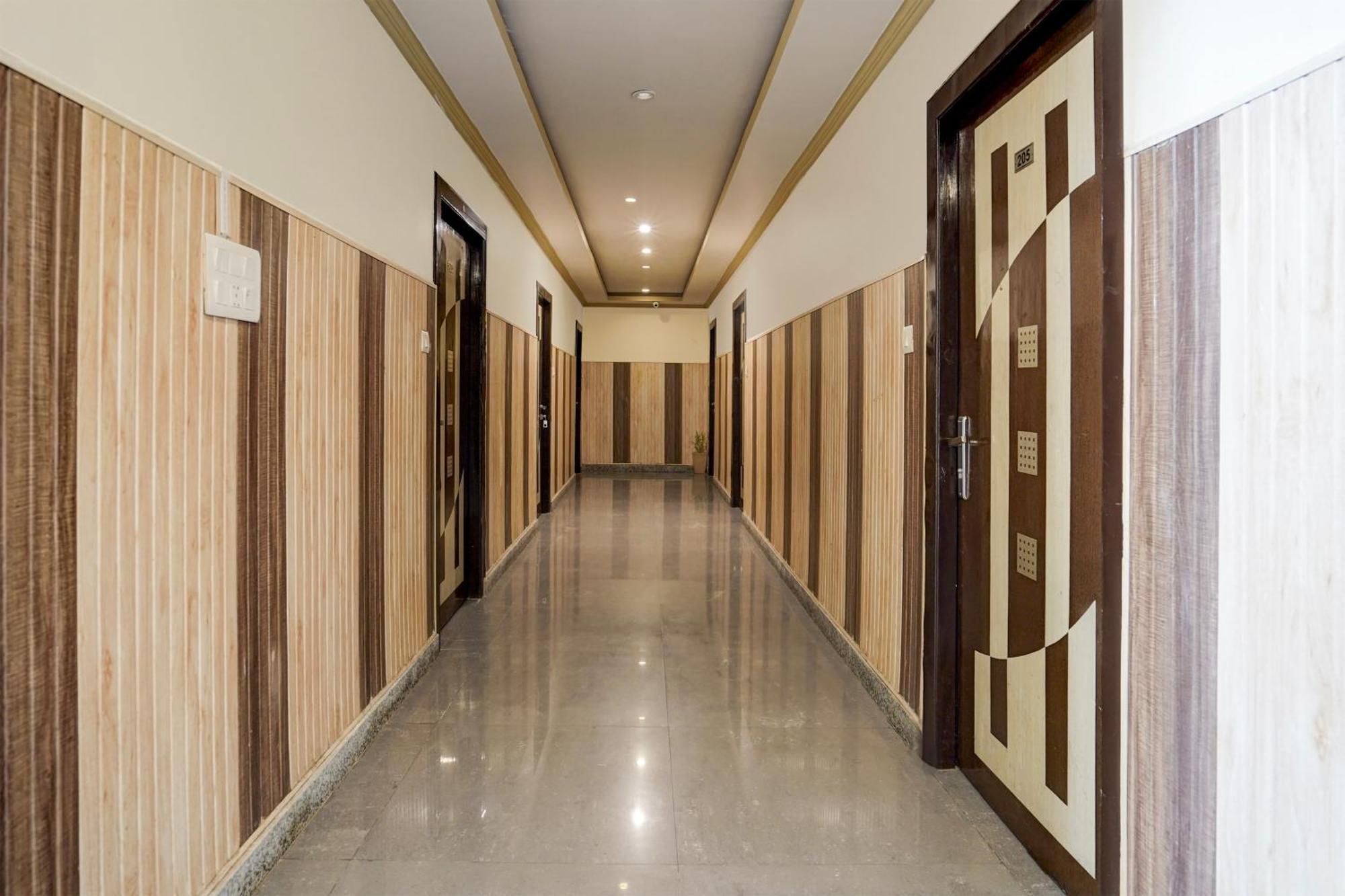 Super Townhouse Haridwar Near Har Ki Pauri Hotel Exterior foto